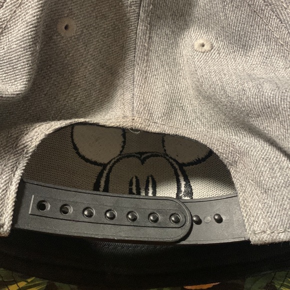 Disney Mickey Mouse Snapback Cap - Picture 2 of 3